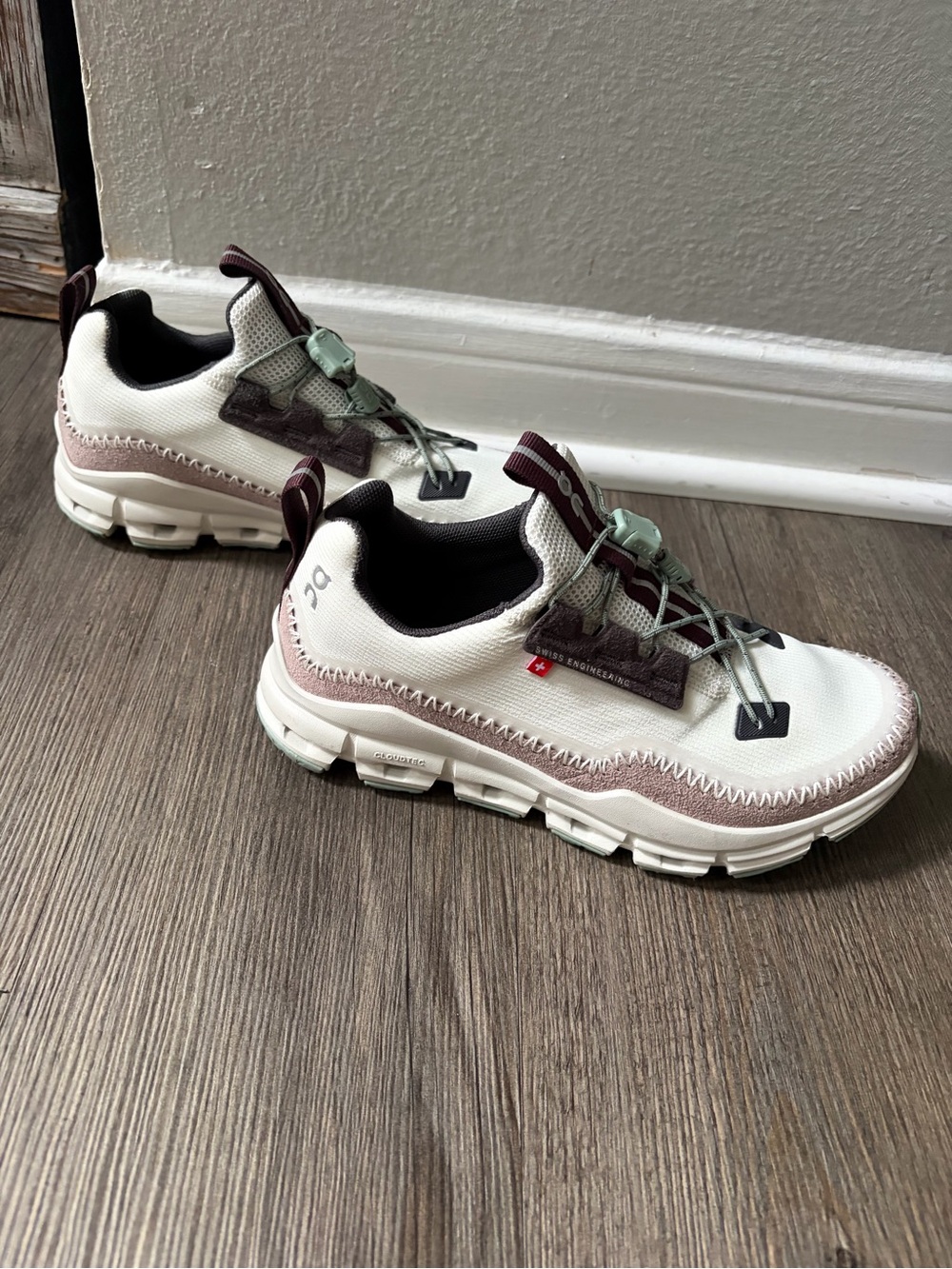 On cloudaway women’s